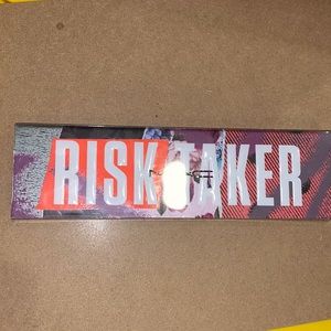 MAC Cosmetics ‘Risk Taker’ Eyeshadow Palette